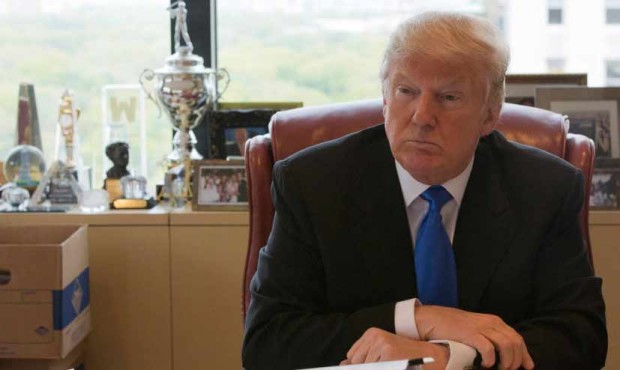 KIRO Radio's Dave Ross wonders who should be giving advice, Paul Ryan or Donald Trump. (AP)...