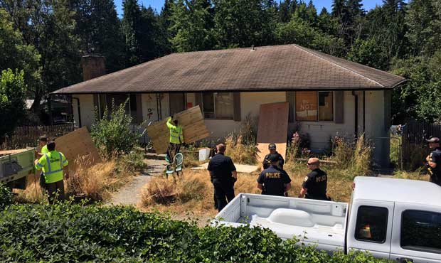 Heroin here sign, Lake Stevens Police...