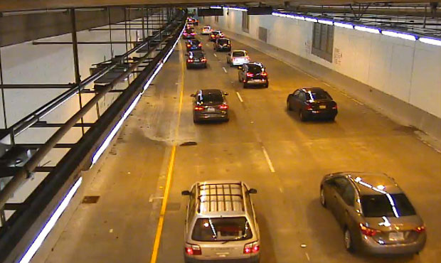 pothole tunnel sr 99 seattle...