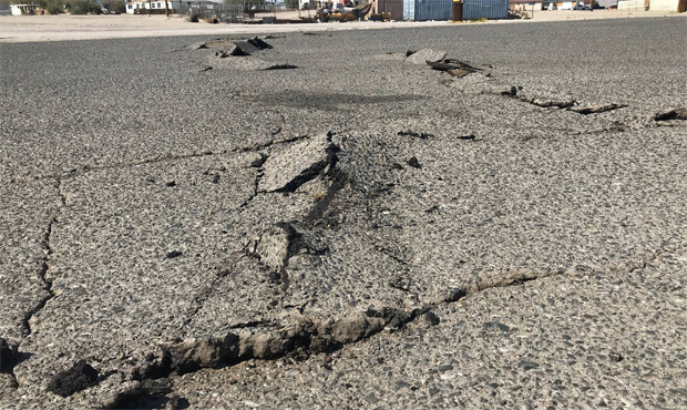 Earthquake Los Angeles...
