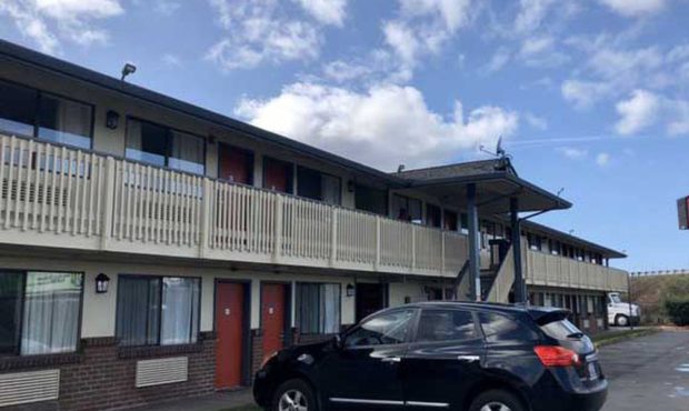 Kent motel, econolodge, coronavirus...