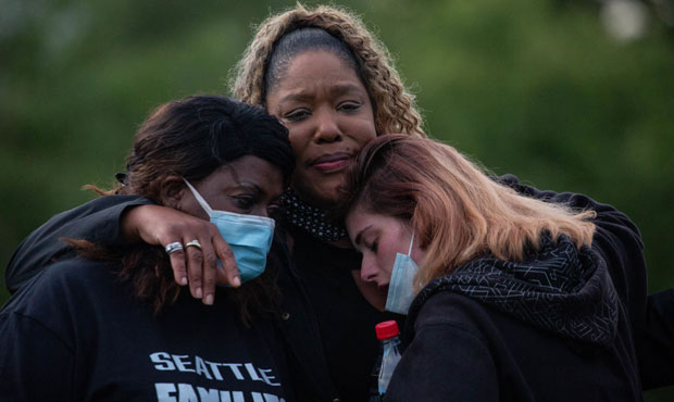Appeals court revives wrongful death lawsuit over shooting of Charleena ...