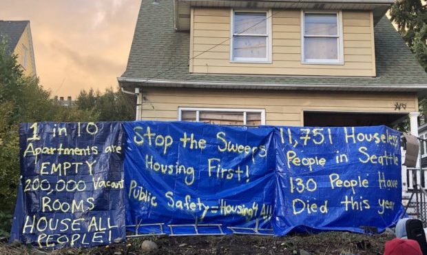 seattle yellow house occupied autonomous cal anderson park chaz...