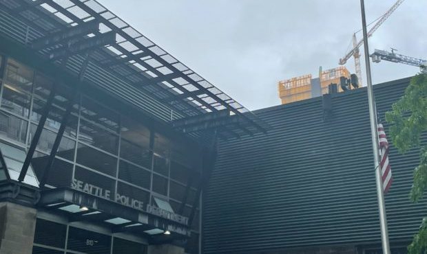 seattle police, half staff, suspect...