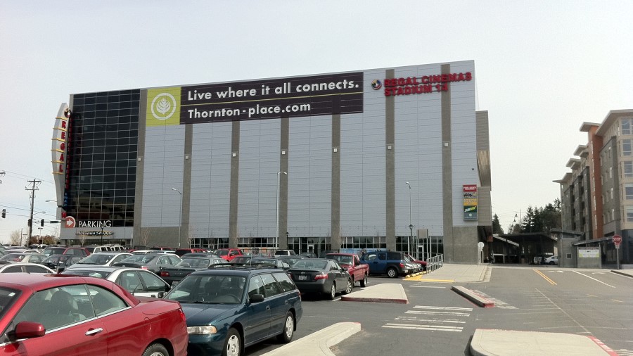 Regal Cinemas Stadium 14 (Flickr Creative Commons)...