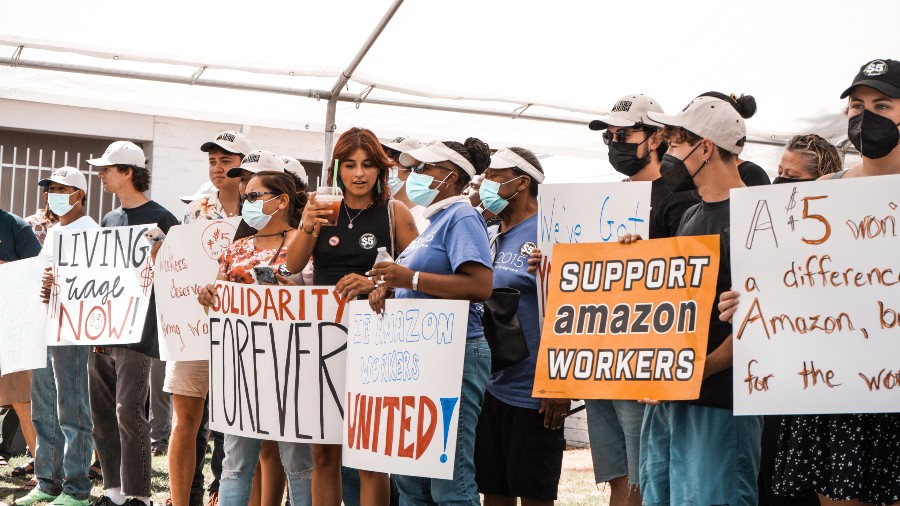 Amazon employees in Calif. walk out mid-shift in protest of low wages - MyNorthwest.com