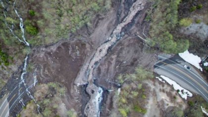 11 people, dog rescued at Mount St. Helens after mudslide blocks road
