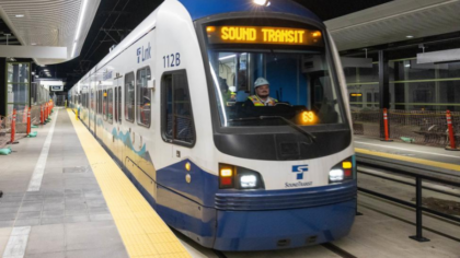 Sound Transit adds special Sounder game trains for Mariners' Friday playoff game