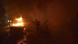Photo: Several parked cars were damaged in a fire in Columbia City. 