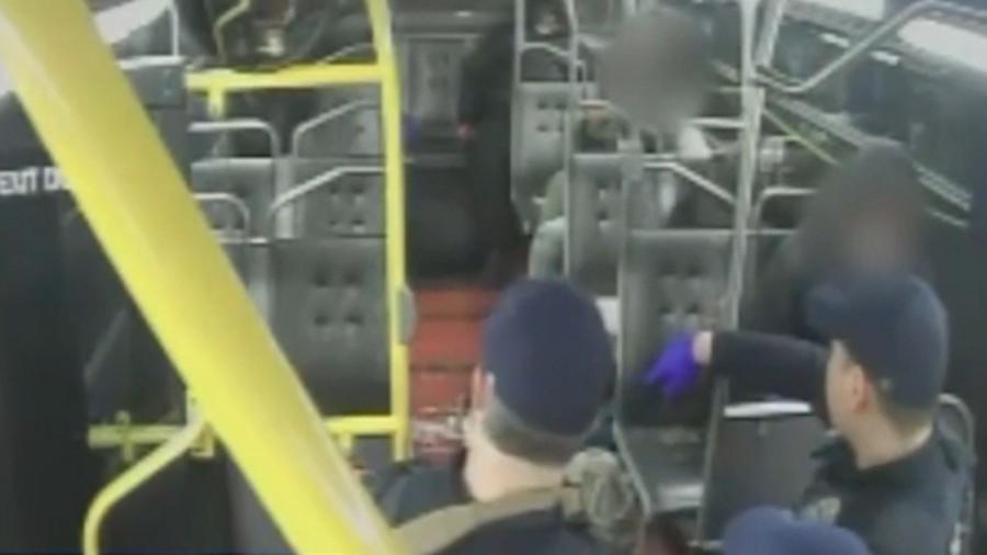Image: Surveillance video captured Seattle Police Department officers approaching, and then arresti...