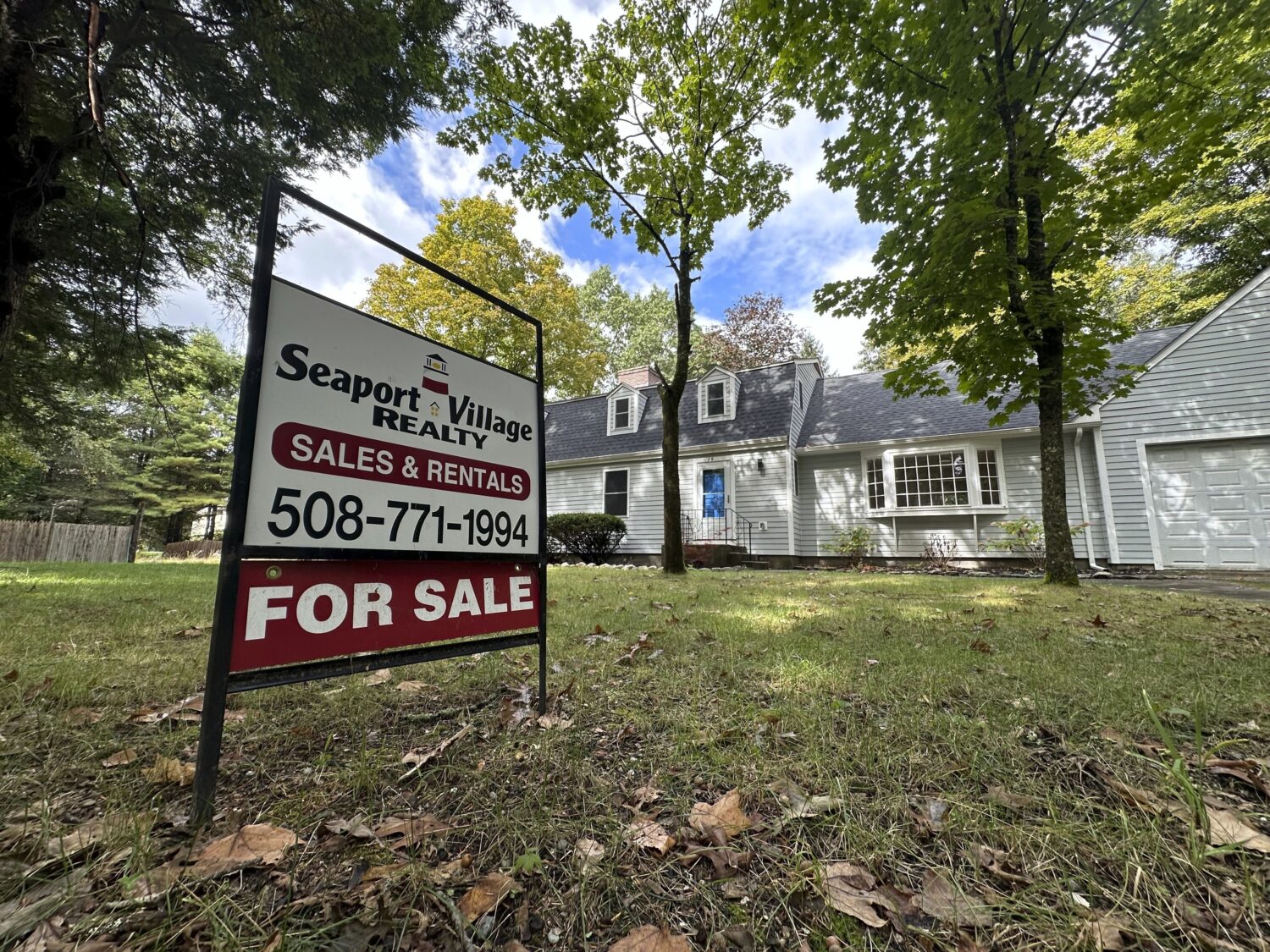 FILE - A home for sale in Sudbury, Mass., is shown on Sunday, Sept. 22, 2024. (AP Photo/Peter Morga...