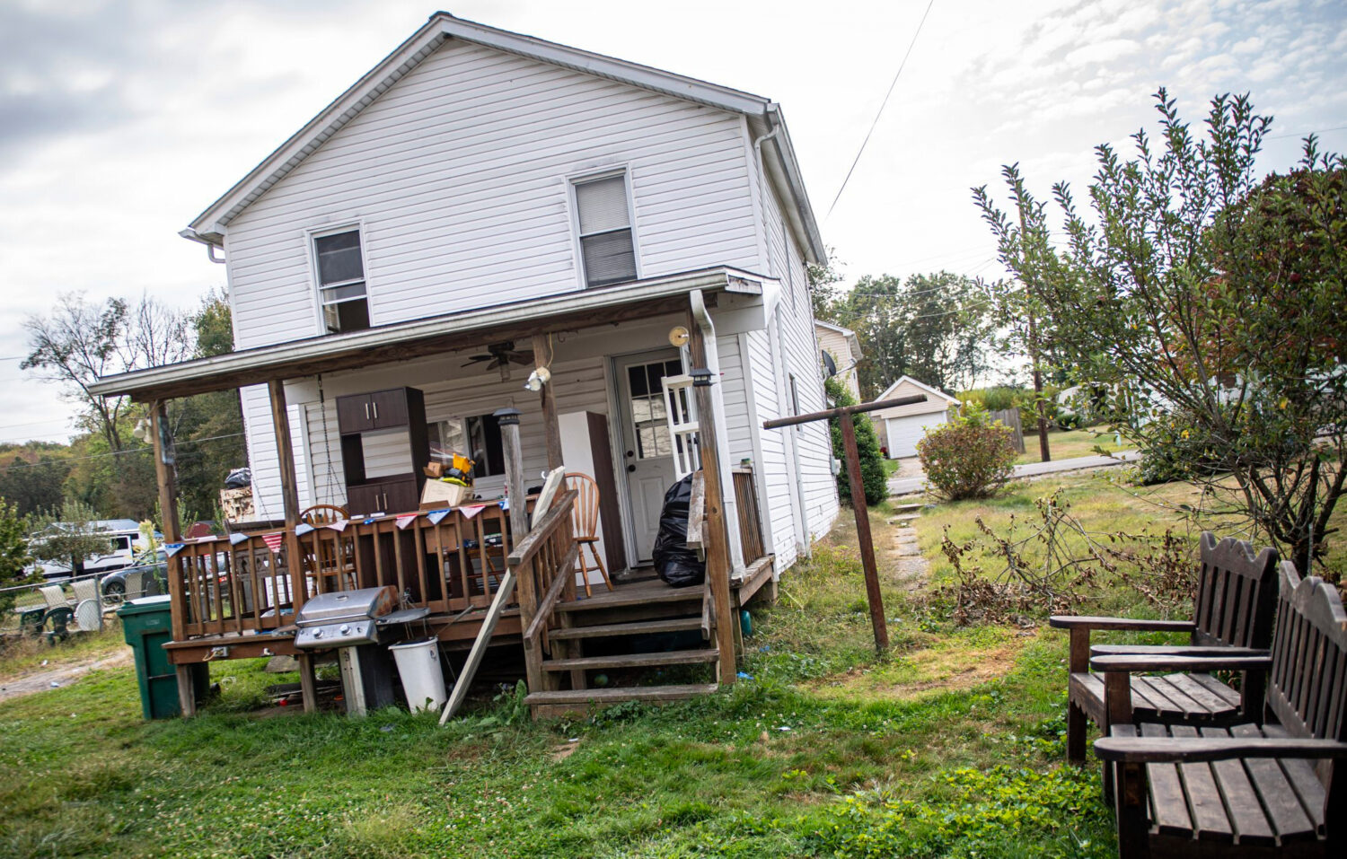 CORRECTS DATE: The exterior of a house is shown in the Freeport area of Pa., Friday, Sept. 19, 2025...
