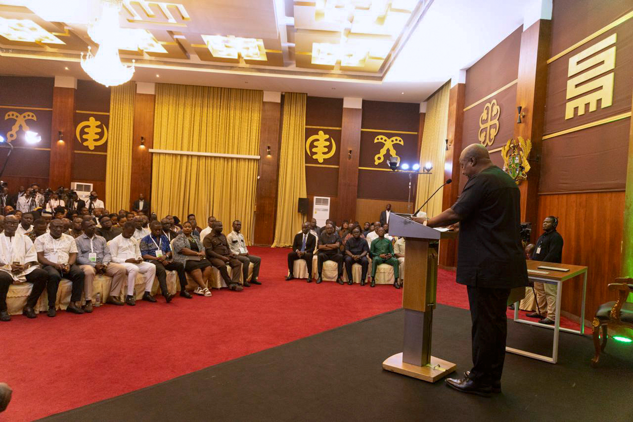 Ghana's President John Mahama speaks to the media at the Jubilee House in Accra, Ghana, Wednesday, ...