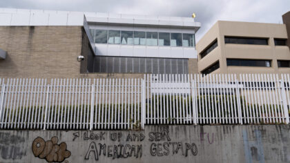 Portland to issue land use violation notice to ICE building over alleged detention violations