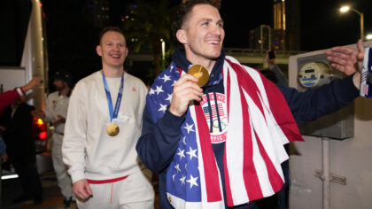 US men's Olympic hockey team lands at Joint Base Andrews on way to State of the Union