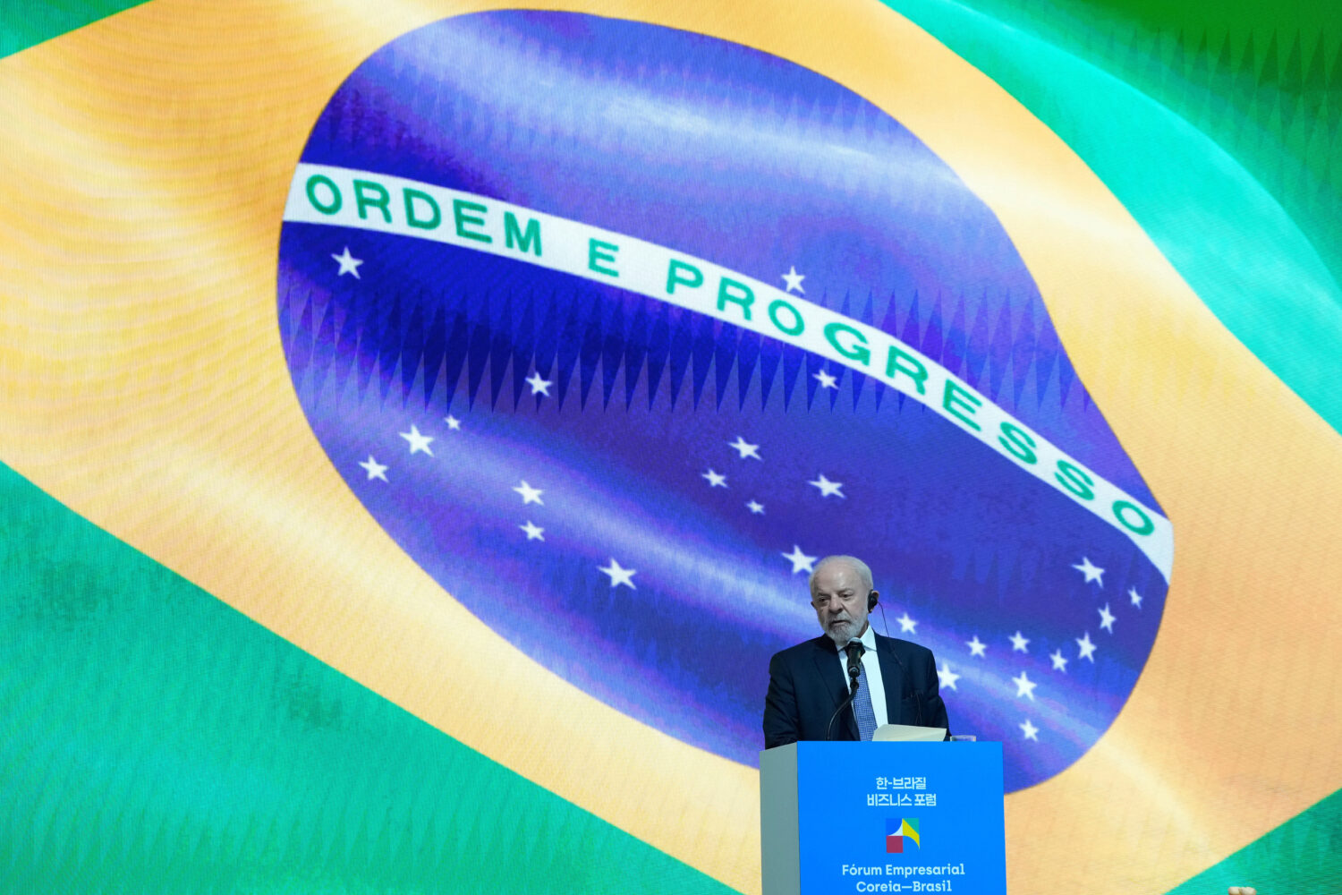 Brazilian President Luiz Inacio Lula da Silva speaks during the Korea-Brazil Business Forum in Seou...