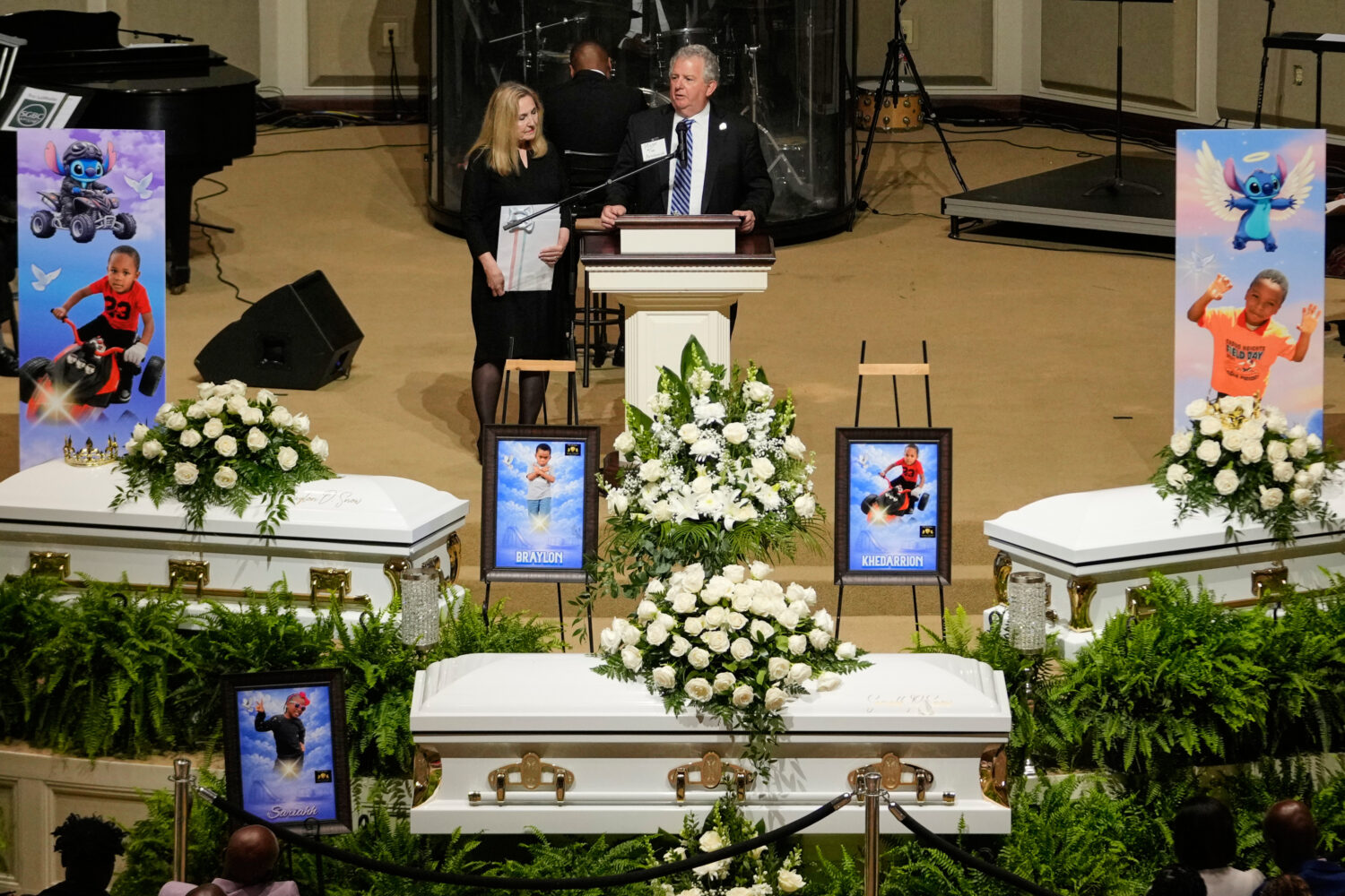 Shreveport Mayor Tom Arceneaux speaks during funeral services for the eight children who were kille...