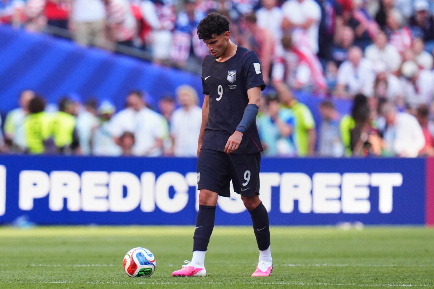 United States' Ricardo Pepi (9) reacts after Belgium scored a goal during the World Cup round of 16...