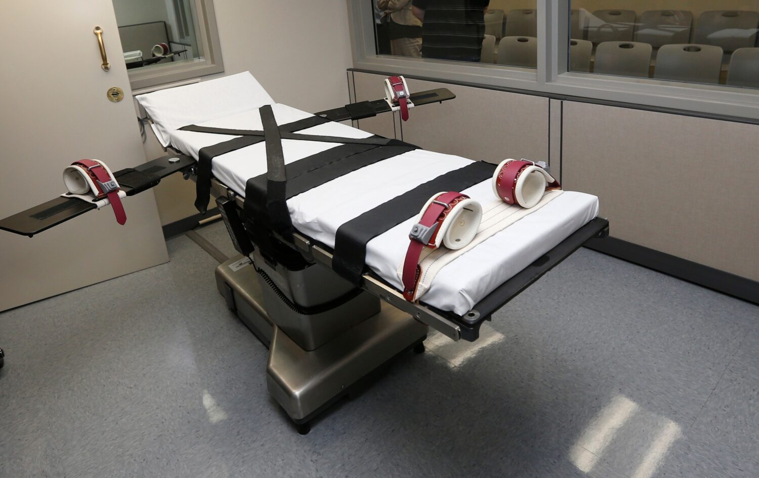 FILE - This Oct. 9, 2014, file photo shows the gurney in the the execution chamber at the Oklahoma ...